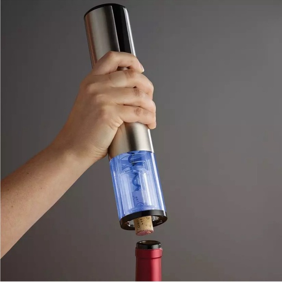 Wine Enthusiast Electric Blue 1 All-In-One Wine Opener and Preserver - Picture 5 of 9